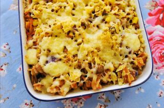 Tuna pasta bake