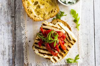 grilled halloumi on bread